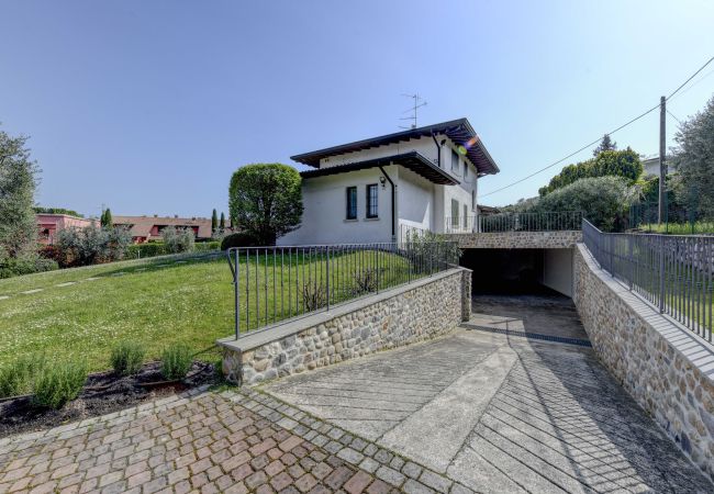 Villa a Manerba del Garda - Villa Oleander