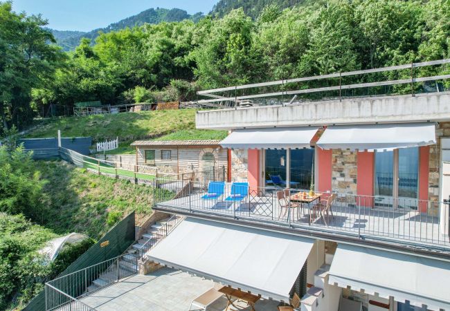 Appartamento a Tignale - Regina - adults only apartment Appartamento a Tignale - Regina - adults only apartment