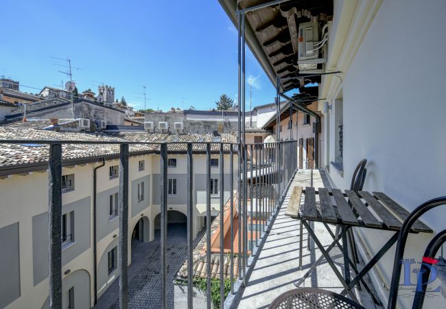 Desenzanoloft, Appartamento, casa vacanze, Desenzano, Lago di Garda, affitti brevi, Sirmione