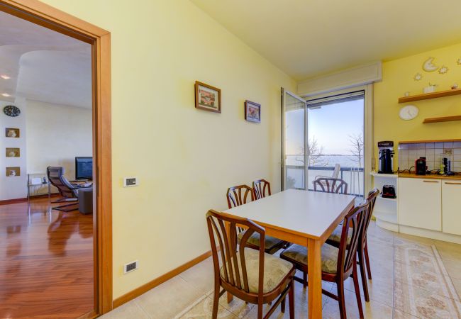 Appartamento a Desenzano del Garda - 28-Desenzanoloft : CHARMING ON THE LAKE Appartamento a Desenzano del Garda - 28-Desenzanoloft : CHARMING ON THE LAKE