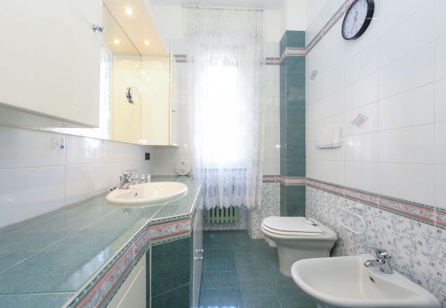 Appartamento a Desenzano del Garda - 28-Desenzanoloft : CHARMING ON THE LAKE Appartamento a Desenzano del Garda - 28-Desenzanoloft : CHARMING ON THE LAKE