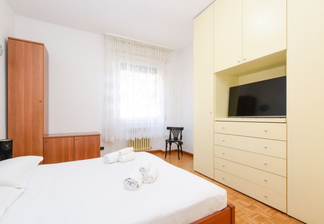 Appartamento a Desenzano del Garda - 28-Desenzanoloft : CHARMING ON THE LAKE Appartamento a Desenzano del Garda - 28-Desenzanoloft : CHARMING ON THE LAKE