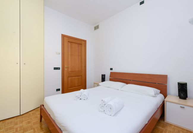 Appartamento a Desenzano del Garda - 28-Desenzanoloft : CHARMING ON THE LAKE Appartamento a Desenzano del Garda - 28-Desenzanoloft : CHARMING ON THE LAKE