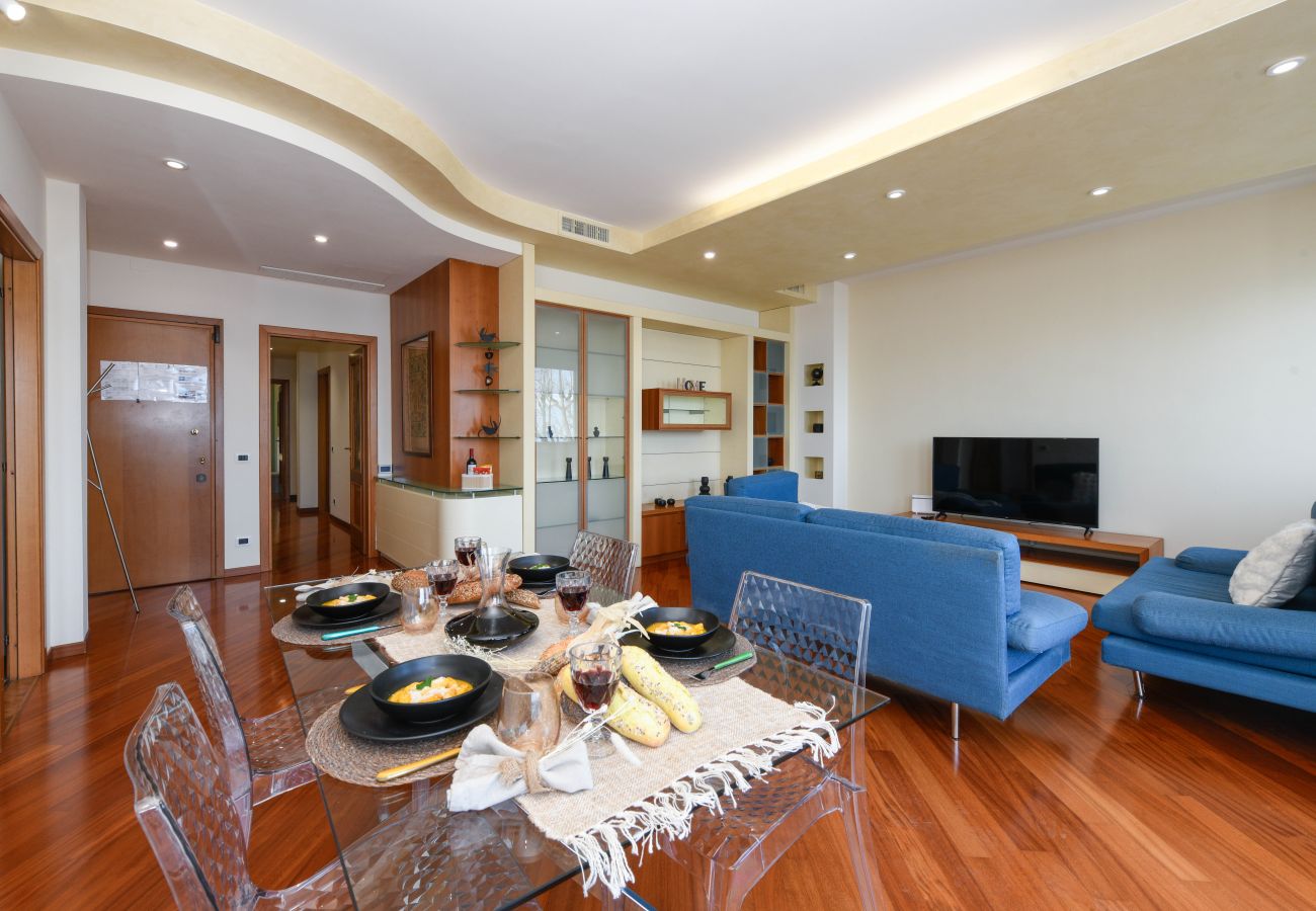 Appartamento a Desenzano del Garda - 28-Desenzanoloft : CHARMING ON THE LAKE