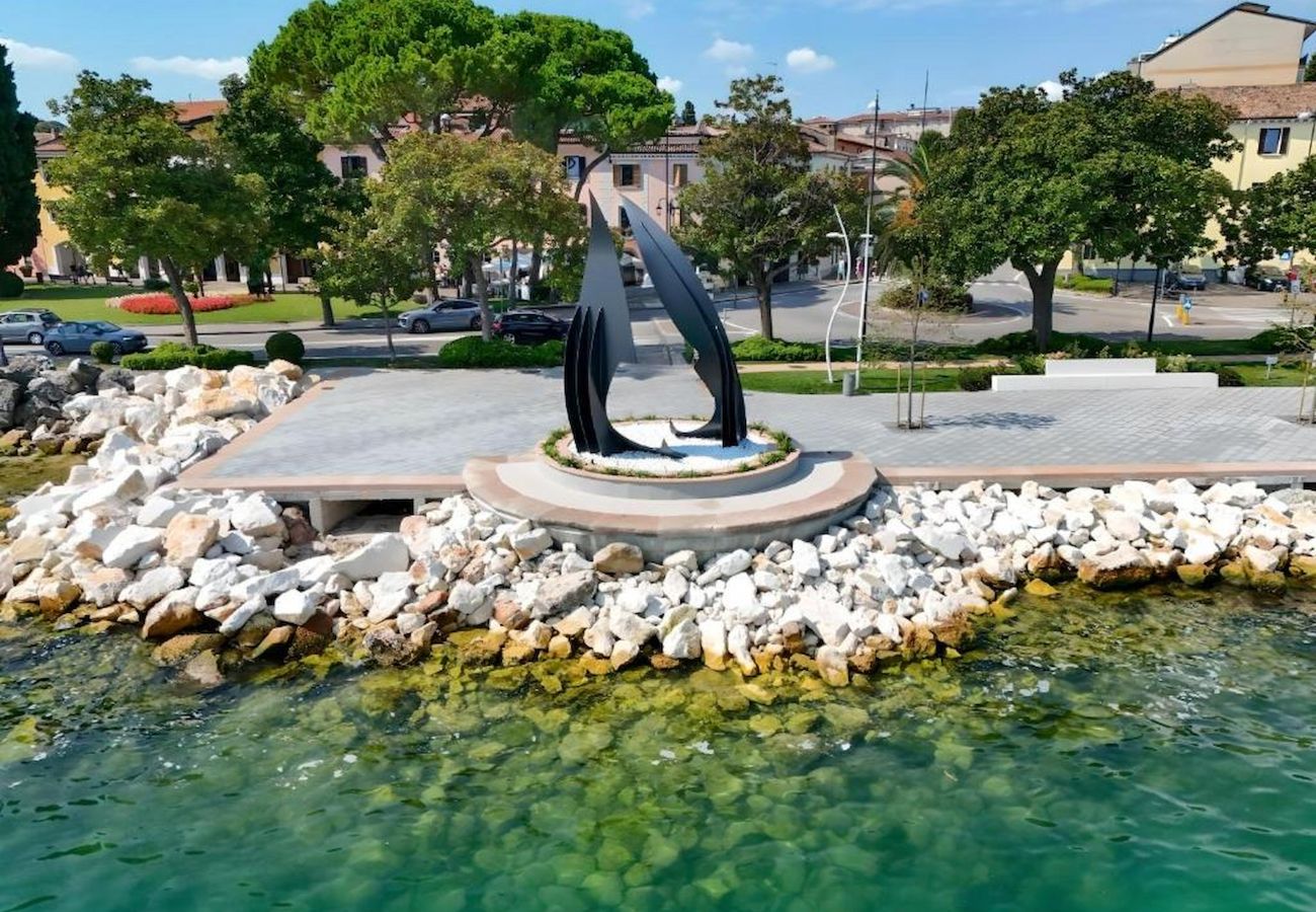 Appartamento a Desenzano del Garda - 28-Desenzanoloft : CHARMING ON THE LAKE