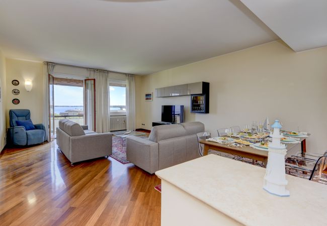 Appartamento a Desenzano del Garda - 39 - SPLENDIDO Appartamento a Desenzano del Garda - 39 - SPLENDIDO