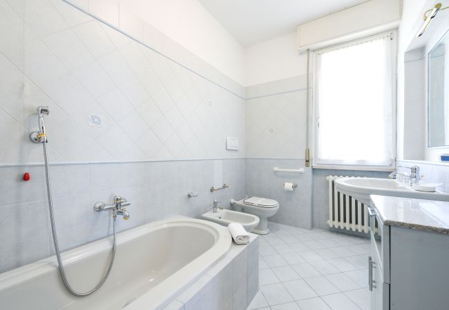 Appartamento a Desenzano del Garda - 39 - SPLENDIDO Appartamento a Desenzano del Garda - 39 - SPLENDIDO