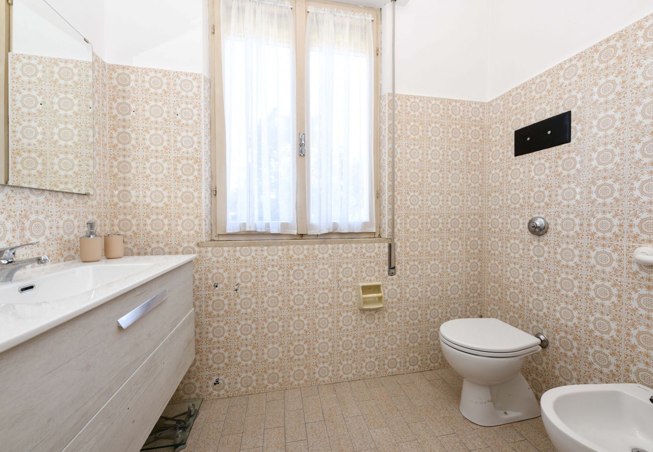 Villa a Manerba del Garda - Villa Bardo