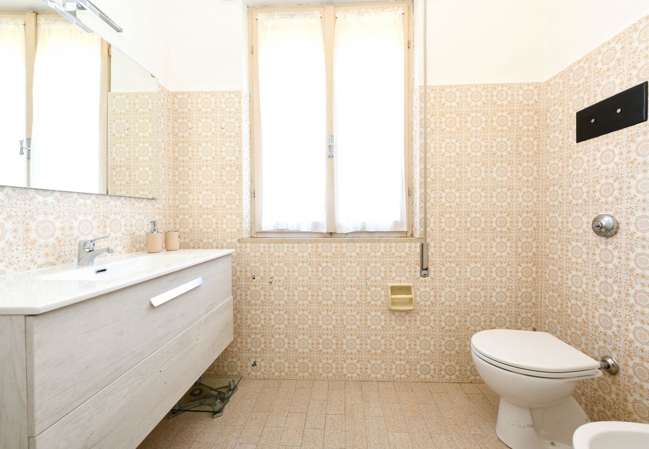 Villa a Manerba del Garda - Villa Bardo