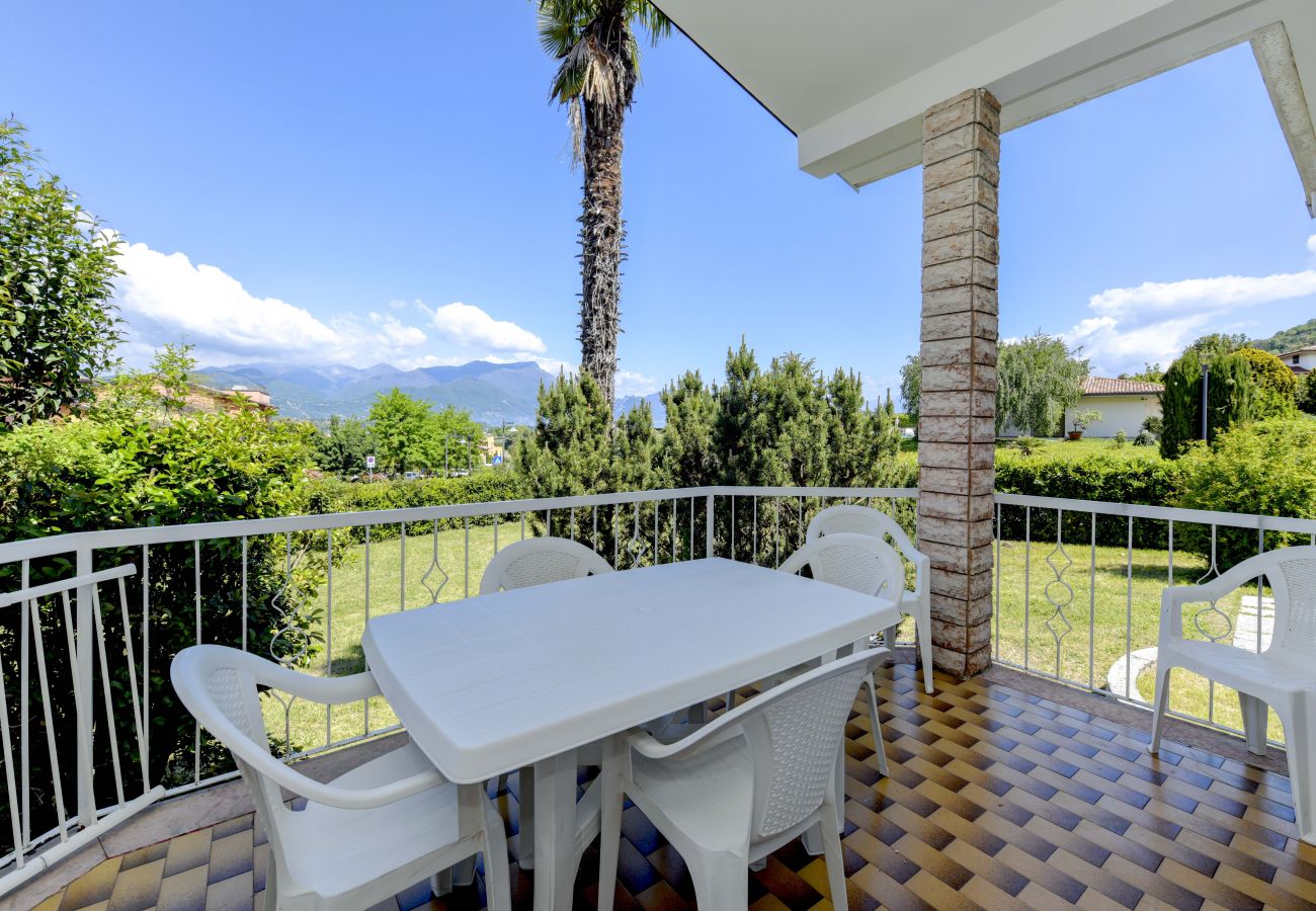 Villa a Manerba del Garda - Villa Bardo