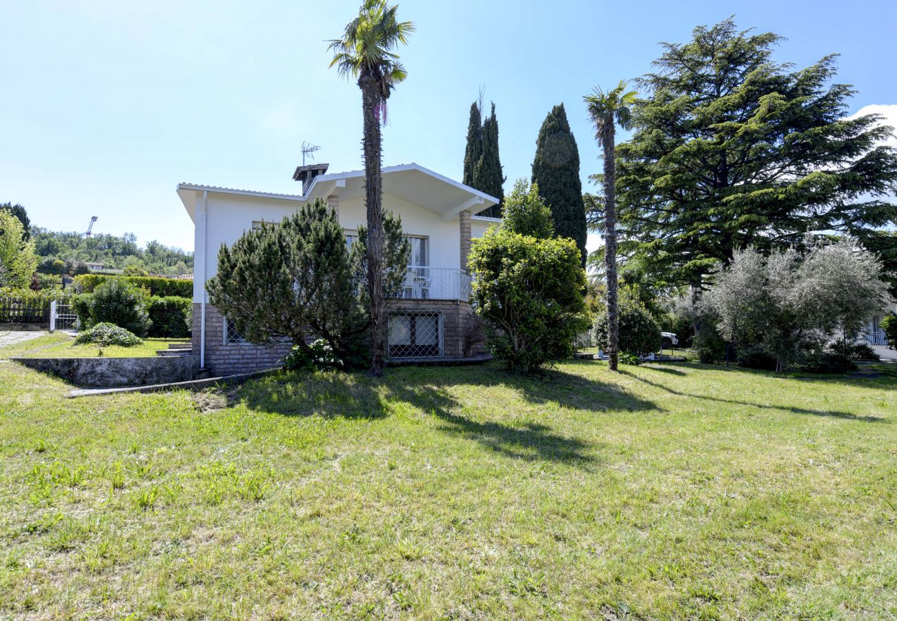 Villa a Manerba del Garda - Villa Bardo