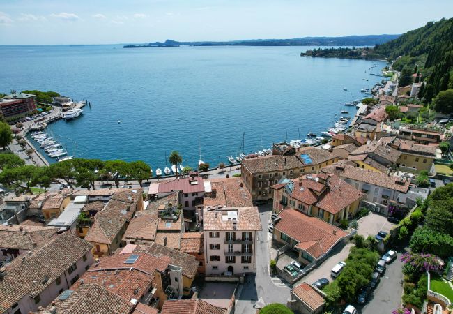 Appartamento a Toscolano-Maderno - Tre passi dal lago 2 by Garda FeWo Appartamento a Toscolano-Maderno - Tre passi dal lago 2 by Garda FeWo