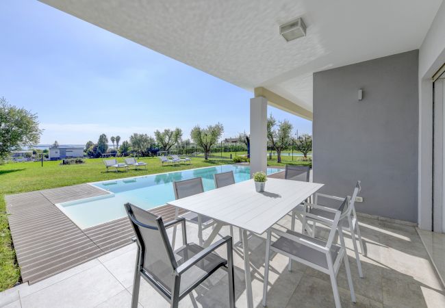 Villa a Moniga del Garda - Villa Easy Life by Garda FeWo
