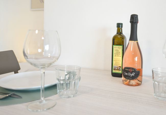 Agriturismo a Polpenazze del Garda - Agriturismo Sentieri del Vino - Lago Lucone Agriturismo a Polpenazze del Garda - Agriturismo Sentieri del Vino - Lago Lucone
