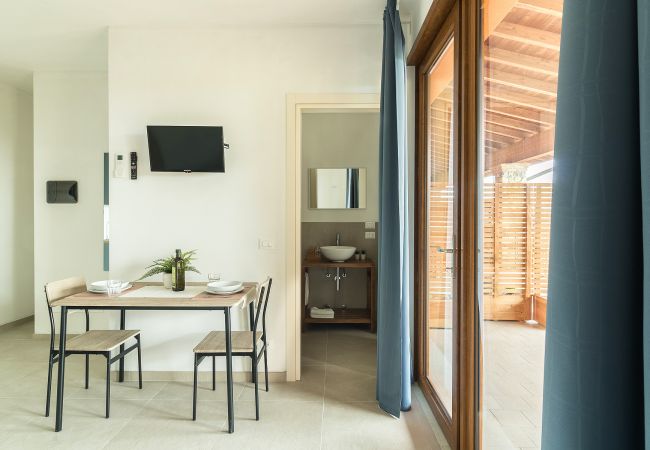 Agriturismo a Polpenazze del Garda - Agriturismo Sentieri del Vino - Il Ciliegio Agriturismo a Polpenazze del Garda - Agriturismo Sentieri del Vino - Il Ciliegio