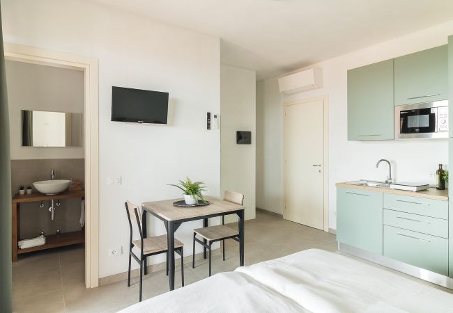 Agriturismo a Polpenazze del Garda - Agriturismo Sentieri del Vino - Il Ciliegio Agriturismo a Polpenazze del Garda - Agriturismo Sentieri del Vino - Il Ciliegio