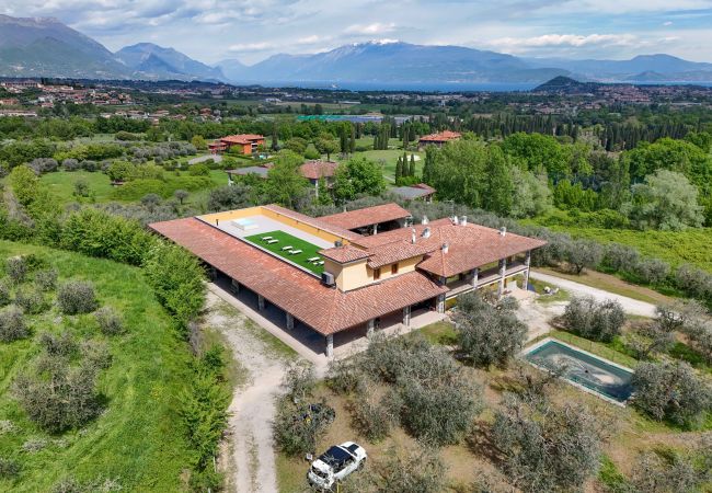 Agriturismo a Polpenazze del Garda - Agriturismo Sentieri del Vino - Il Ciliegio