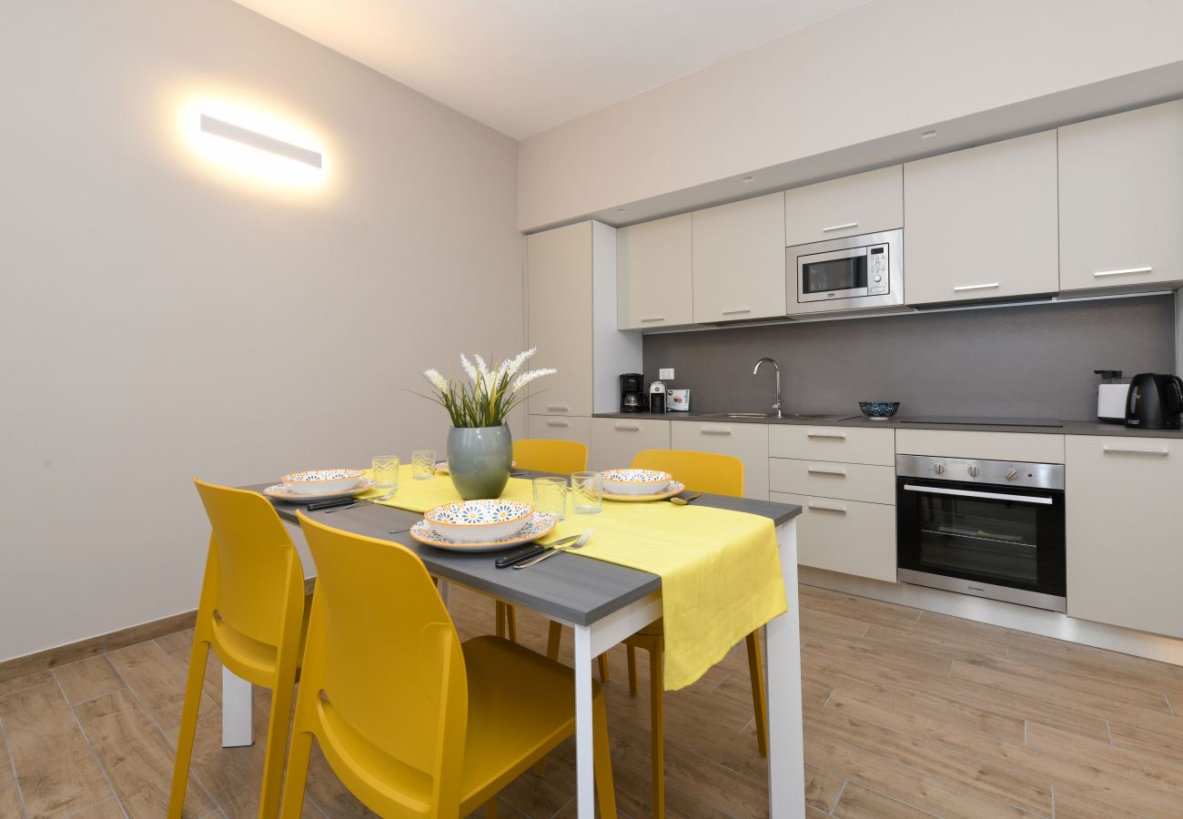 Appartamento a Toscolano-Maderno - Tre Passi dal Lago 1 by Garda FeWo