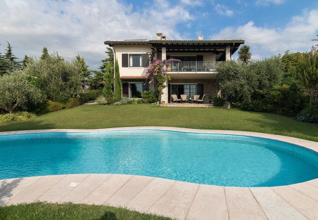 Villa a Manerba del Garda - Villa Casa Montecolo by Garda FeWo Villa a Manerba del Garda - Villa Casa Montecolo by Garda FeWo