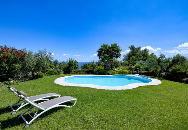 Villa a Manerba del Garda - Villa Casa Montecolo by Garda FeWo Villa a Manerba del Garda - Villa Casa Montecolo by Garda FeWo