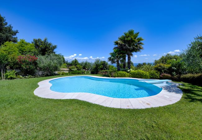 Villa a Manerba del Garda - Villa Casa Montecolo by Garda FeWo Villa a Manerba del Garda - Villa Casa Montecolo by Garda FeWo