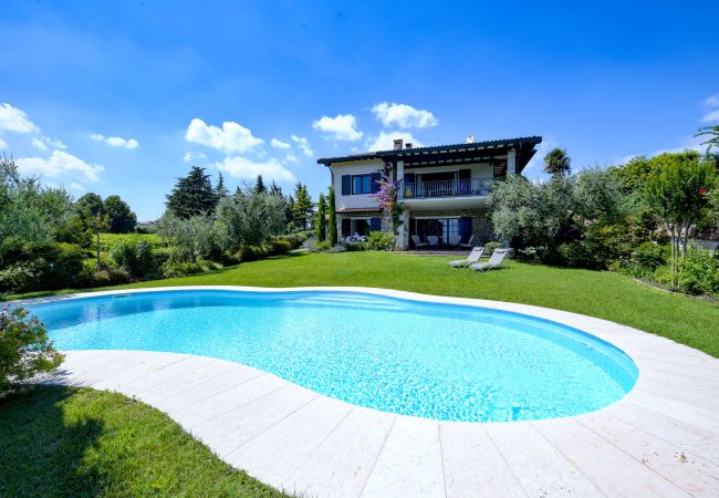Villa a Manerba del Garda - Villa Casa Montecolo by Garda FeWo Villa a Manerba del Garda - Villa Casa Montecolo by Garda FeWo