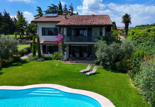 Villa a Manerba del Garda - Villa Casa Montecolo by Garda FeWo Villa a Manerba del Garda - Villa Casa Montecolo by Garda FeWo