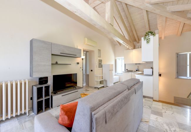 Appartamento a Salò - La Darsena by Garda FeWo Appartamento a Salò - La Darsena by Garda FeWo