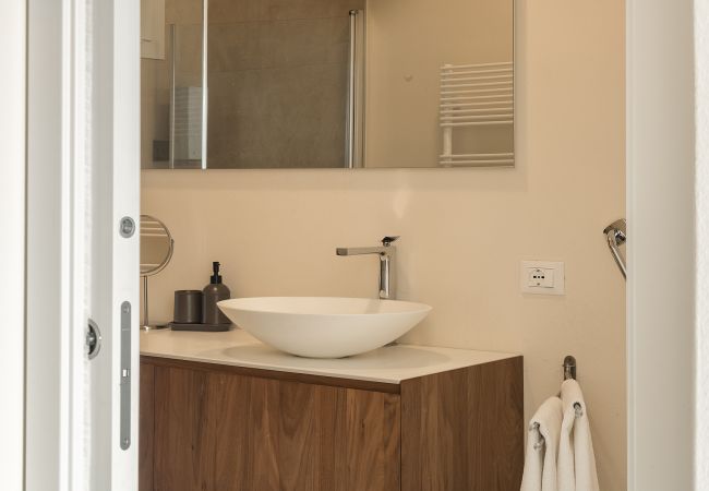 Appartamento a San Felice del Benaco - La Baia by Garda FeWo Appartamento a San Felice del Benaco - La Baia by Garda FeWo