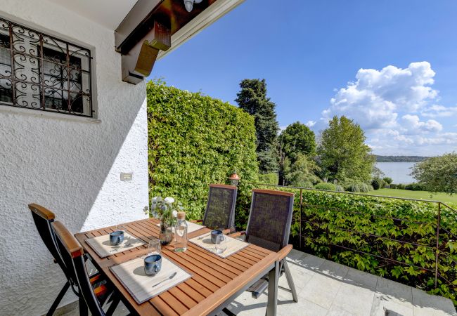 Appartamento a San Felice del Benaco - La Baia by Garda FeWo Appartamento a San Felice del Benaco - La Baia by Garda FeWo