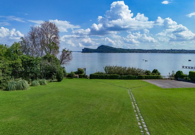 Appartamento a San Felice del Benaco - La Baia by Garda FeWo Appartamento a San Felice del Benaco - La Baia by Garda FeWo