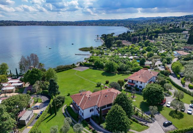 Appartamento a San Felice del Benaco - La Baia by Garda FeWo Appartamento a San Felice del Benaco - La Baia by Garda FeWo