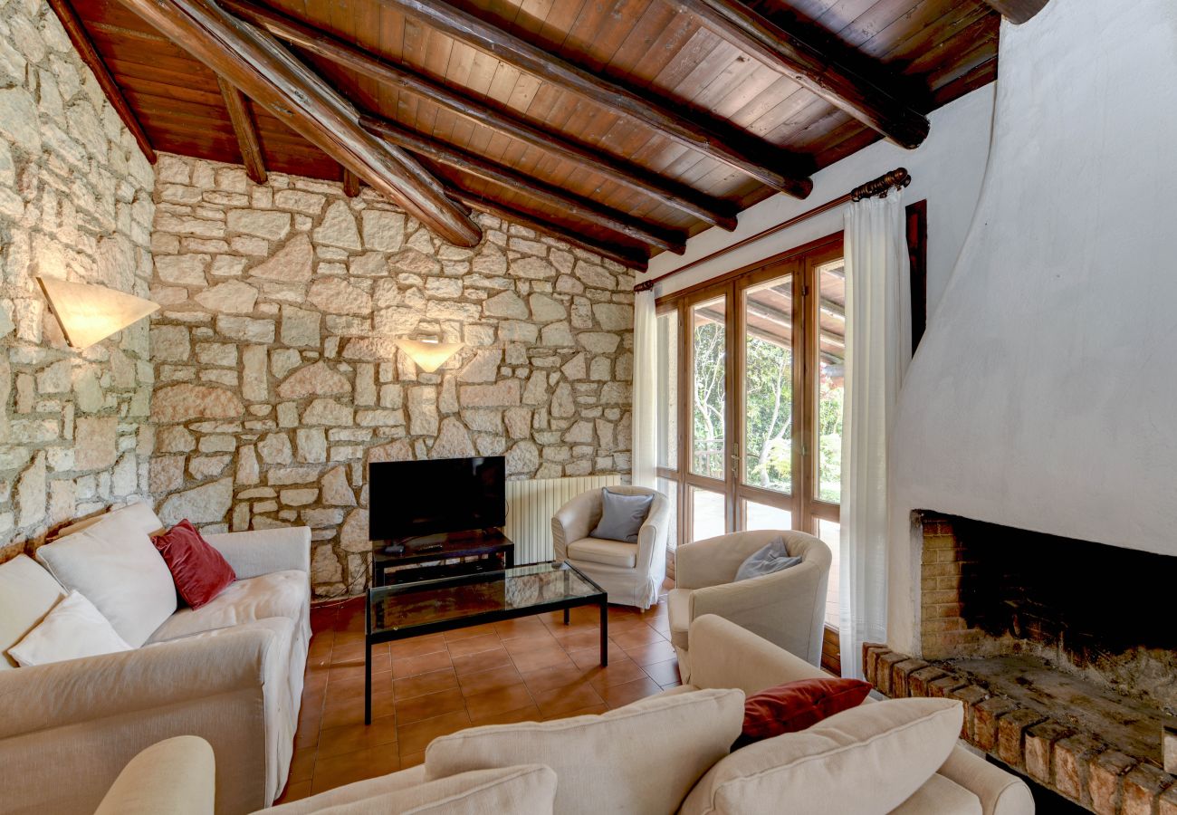 Villa a Moniga del Garda - Villa Maria