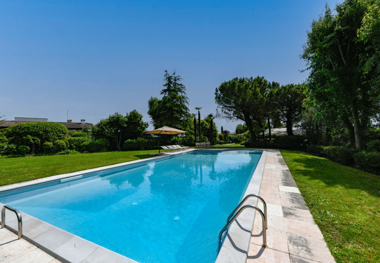 Villa a Moniga del Garda - Villa Maria