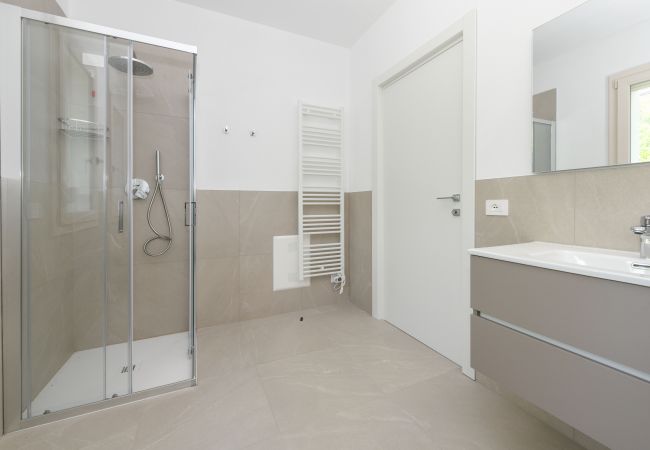Appartamento a Manerba del Garda - Villa Edelweiss 4 Appartamento a Manerba del Garda - Villa Edelweiss 4