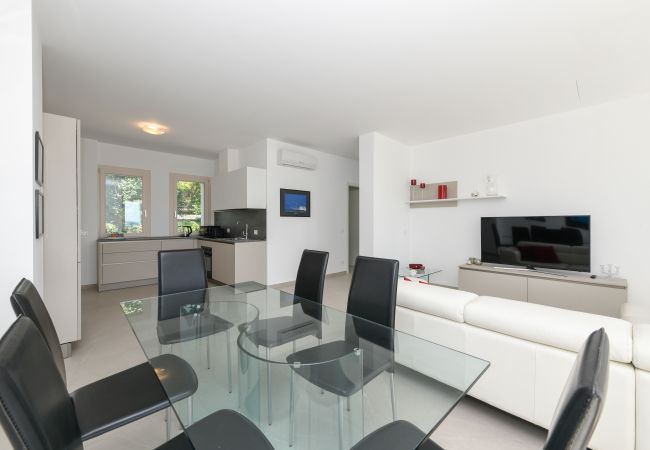 Appartamento a Manerba del Garda - Villa Edelweiss 4 Appartamento a Manerba del Garda - Villa Edelweiss 4