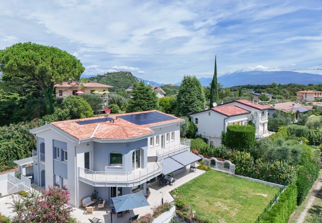 Appartamento a Manerba del Garda - Villa Edelweiss 4 Appartamento a Manerba del Garda - Villa Edelweiss 4