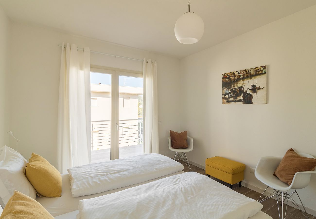 Villa a Manerba del Garda - Villa Fortuna al Lago by Garda FeWo