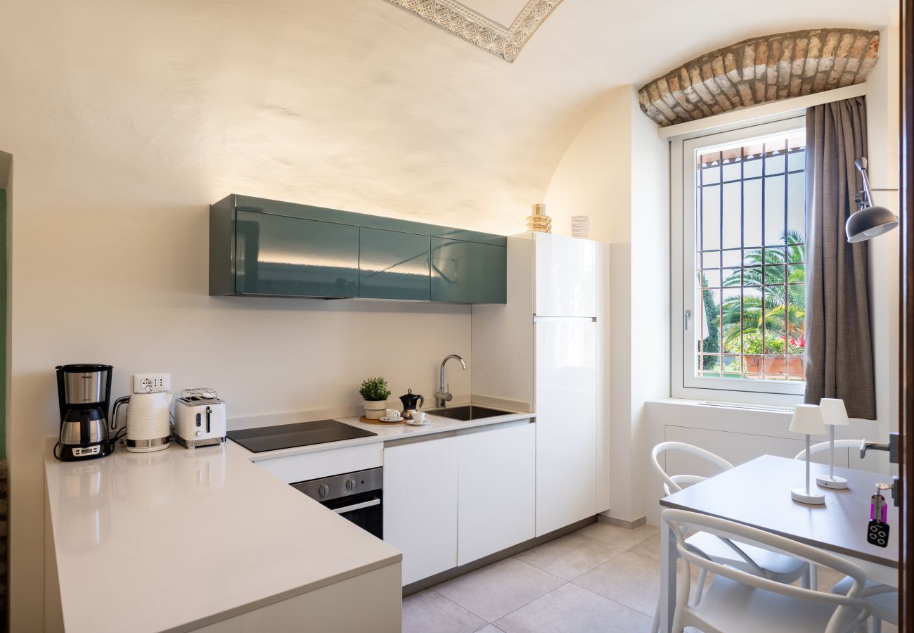 Residence a San Felice del Benaco - Palazzo Trevignane - La Saletta Verde