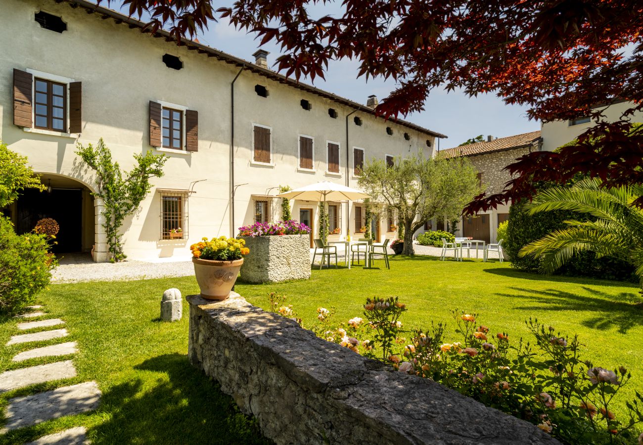 Appartamento a San Felice del Benaco - Palazzo Trevignane - La Grande Scuderia