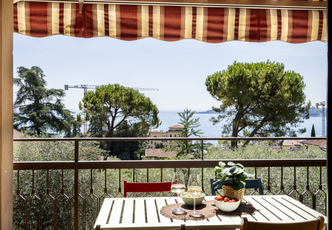 Appartamento a Gardone Riviera - Latte & Menta by Garda FeWo