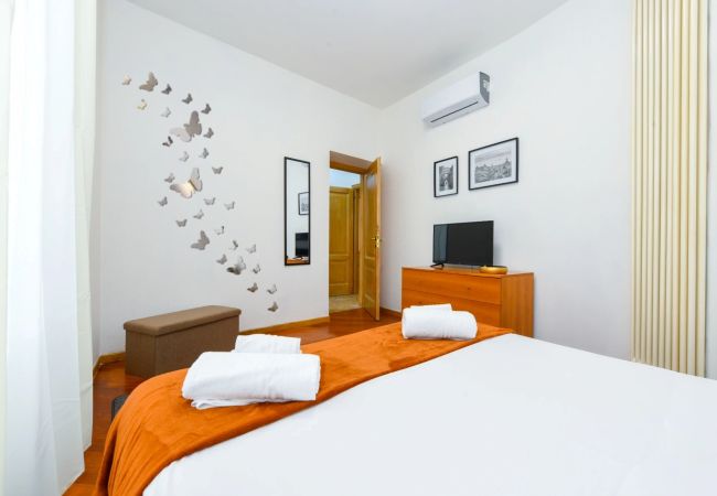 Ferienwohnung in Desenzano del Garda - 001 - LET IT BE A DREAM - RENOVATION 2025 Ferienwohnung in Desenzano del Garda - 001 - LET IT BE A DREAM - RENOVATION 2025