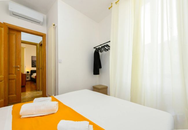 Ferienwohnung in Desenzano del Garda - 001 - LET IT BE A DREAM - RENOVATION 2025 Ferienwohnung in Desenzano del Garda - 001 - LET IT BE A DREAM - RENOVATION 2025