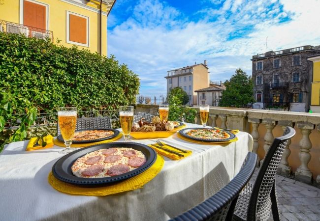 Ferienwohnung in Desenzano del Garda - 001 - LET IT BE A DREAM - RENOVATION 2025 Ferienwohnung in Desenzano del Garda - 001 - LET IT BE A DREAM - RENOVATION 2025