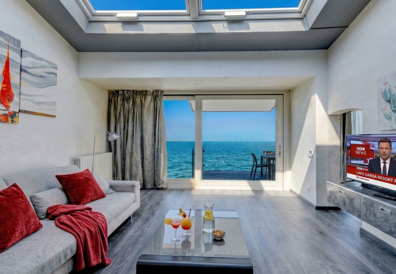 Villa in Desenzano del Garda - 003 - AMAZING VILLA SOUND OF THE LAKE