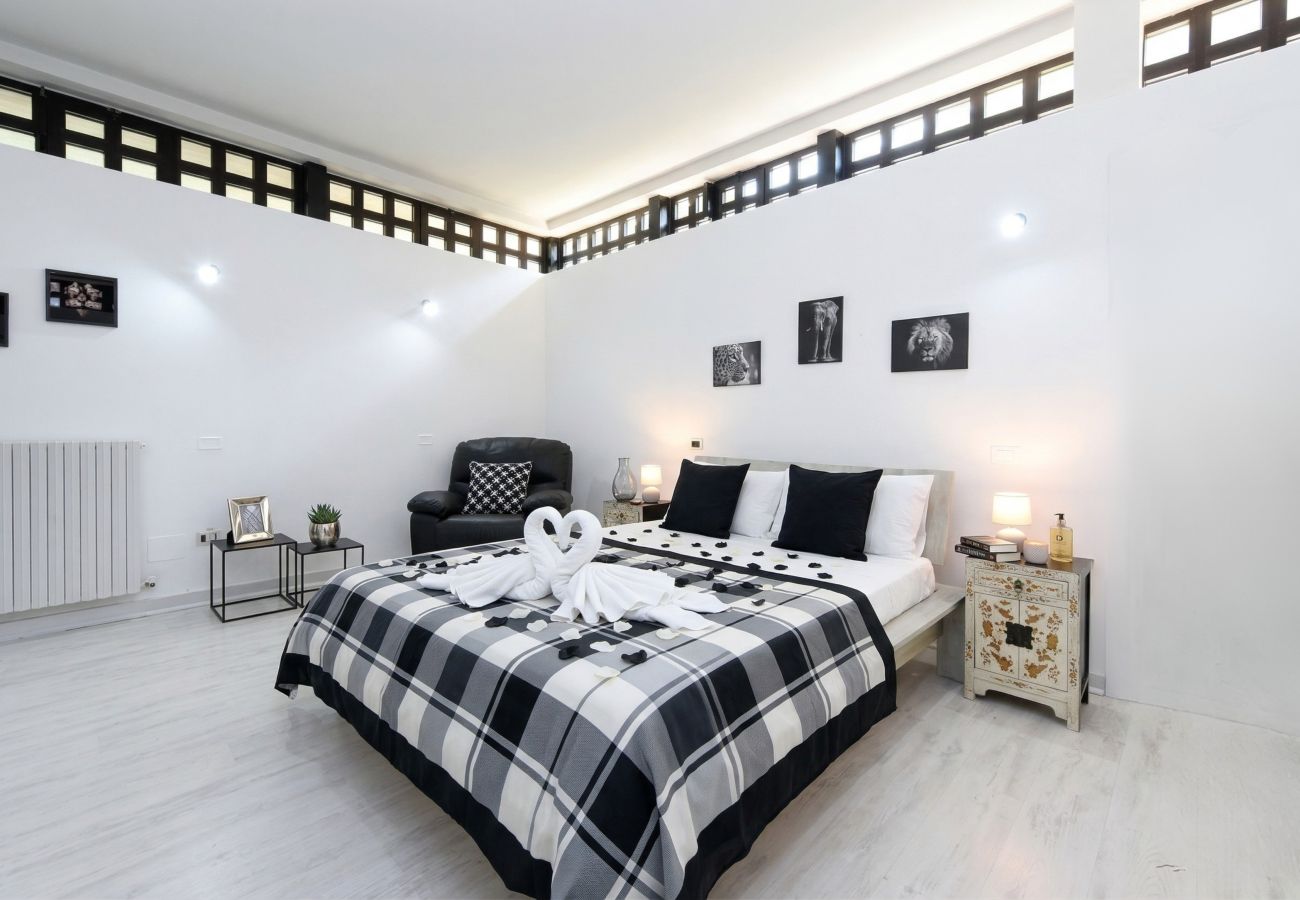 Villa in Desenzano del Garda - 003 - AMAZING VILLA SOUND OF THE LAKE