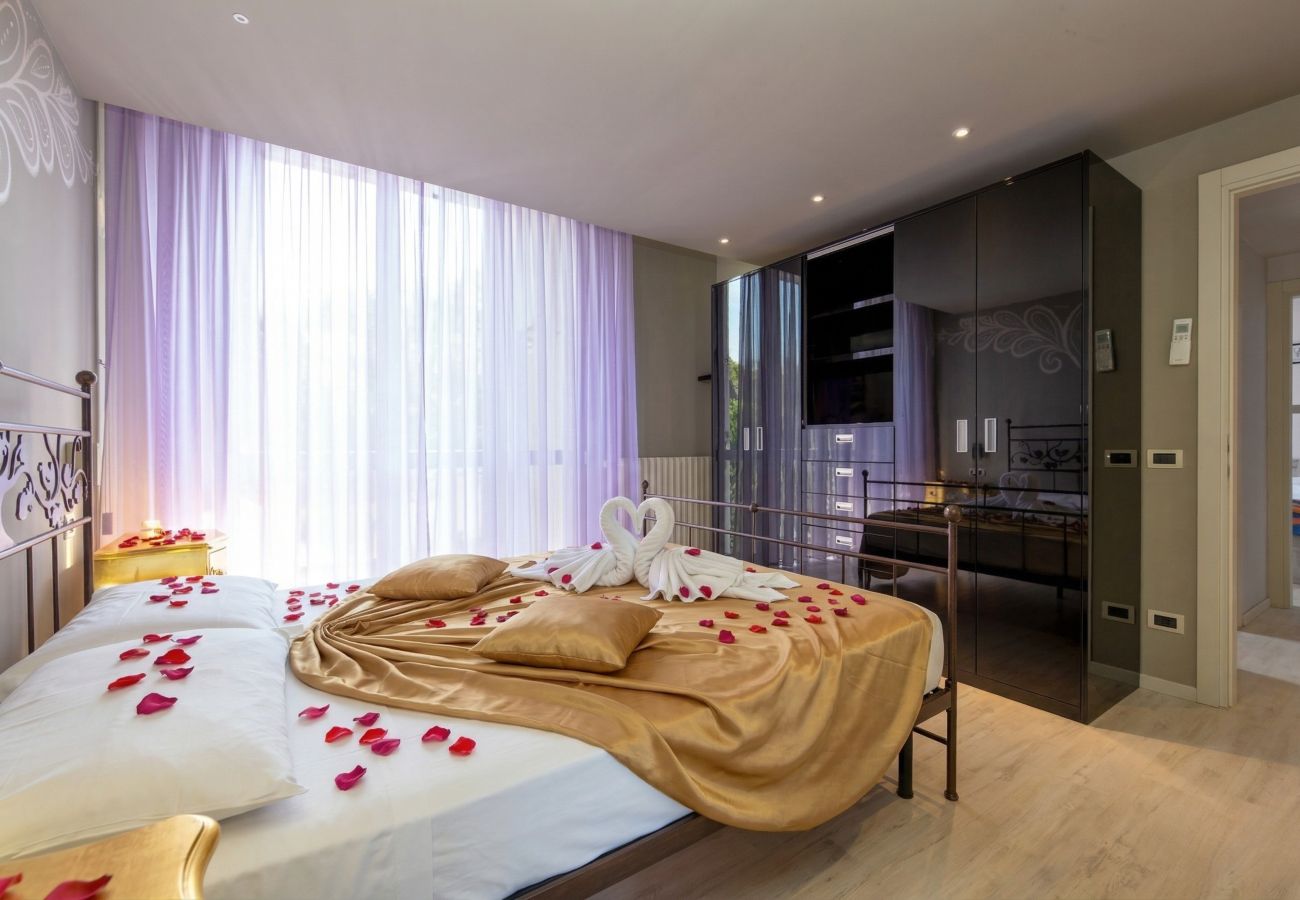 Villa in Desenzano del Garda - 003 - AMAZING VILLA SOUND OF THE LAKE