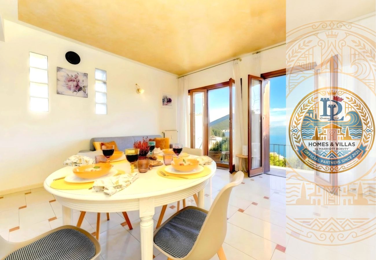 Ferienwohnung in Sirmione - 74 Desenzanoloft Eden LAKE VIEW AND PRIVATE BEACH