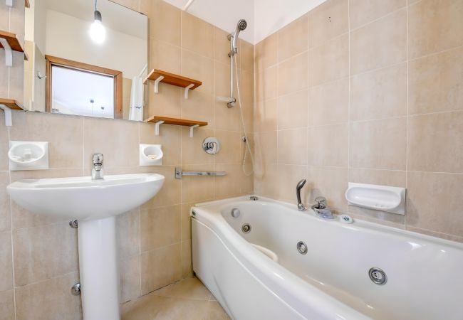 Ferienwohnung in Sirmione - 40- LA REGINA DI SIRMIONE Ferienwohnung in Sirmione - 40- LA REGINA DI SIRMIONE