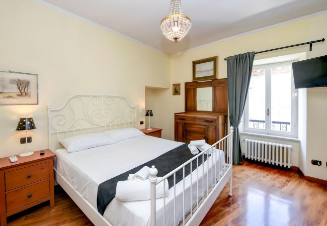 Ferienwohnung in Sirmione - 40- LA REGINA DI SIRMIONE Ferienwohnung in Sirmione - 40- LA REGINA DI SIRMIONE